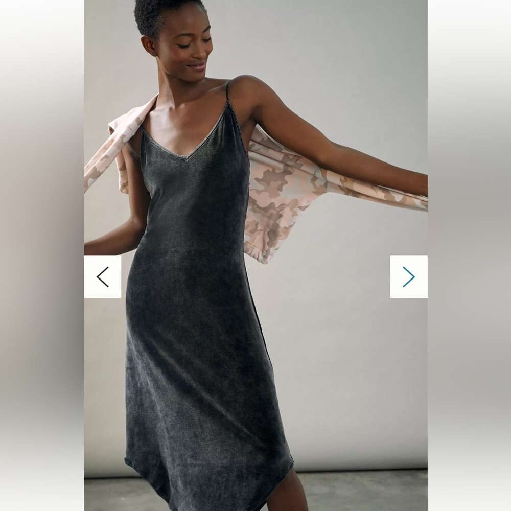 NWT Anthropologie Cloth & Stone Verna Velvet Terry Black Gray Midi Slip Dress M